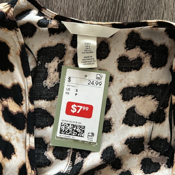 H&M tie front dress - Picture 2 of 2